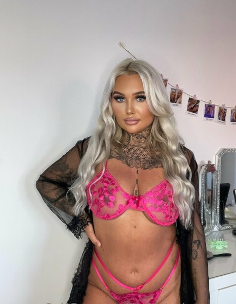 inkedblondieeee onlyfans lesk