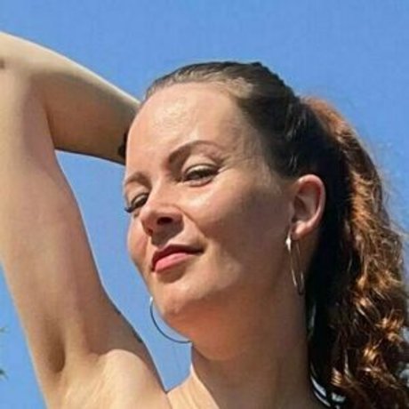 momssecretsfree nude only fans leaks