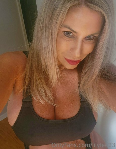 lilylee23 onlyfans leak