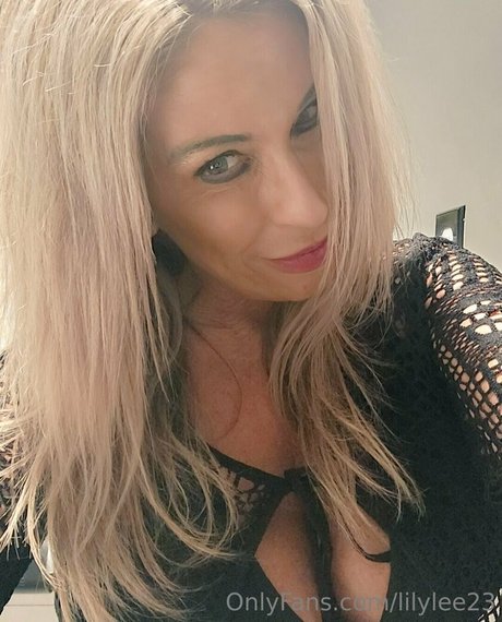 lilylee23 onlyfans sex leak