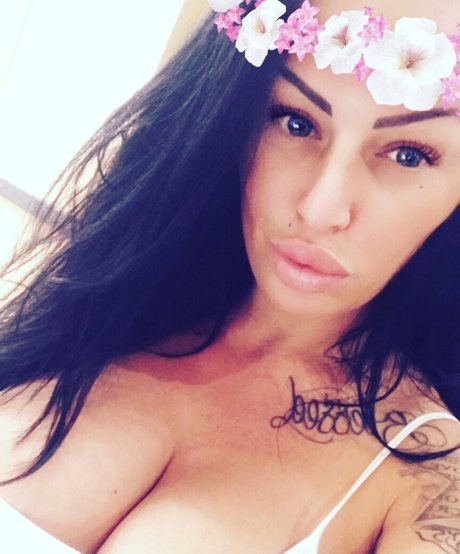 kerrylouise xxx free onlyfans