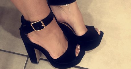 kerrylouise xxx onlyfans sex leaked