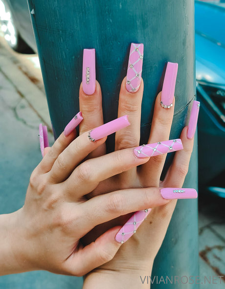 vivianrosefree Profile pic