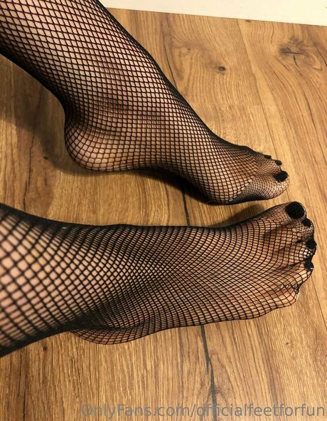 officialfeetforfun onlyfans leaked sex