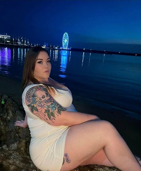 realmollysplacefree nudes onlyfans leaked