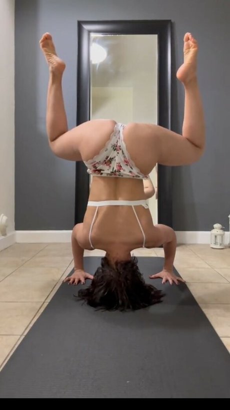 emymonts onlyfans public photos