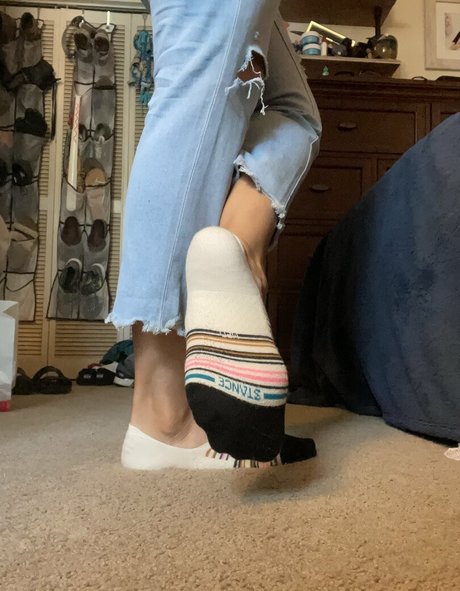 thebarefootcutie feet onlyfans