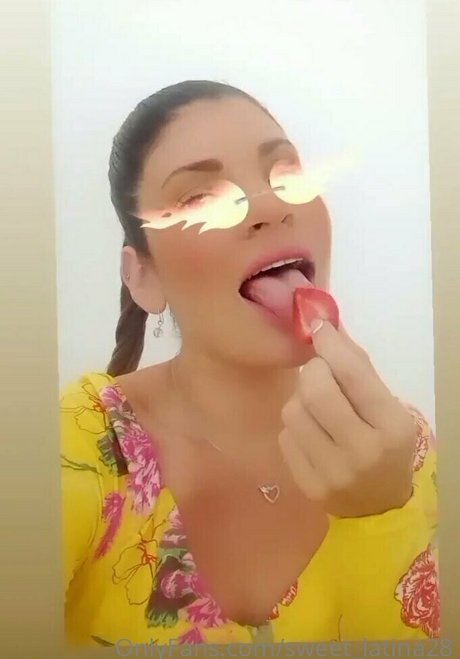 sweet latina28 onlyfans porn free