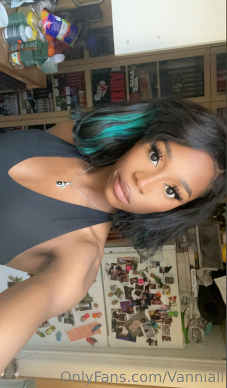 vanniallfree leaked nude onlyfans