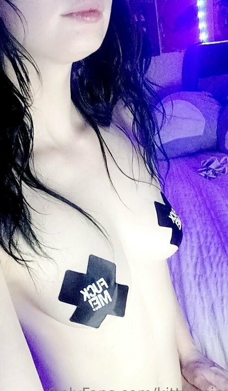 kittvixsin is on onlyfans