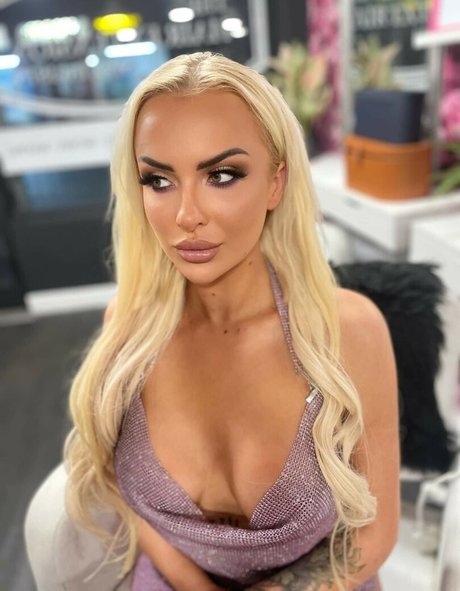 Nikita Reign onlyfans