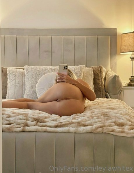 leylawhitex onlyfans explicit content