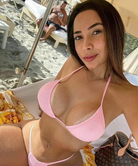 Ester Ana onlyfans posts