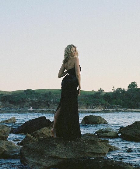 Jemima Robinson sexy onlyfans