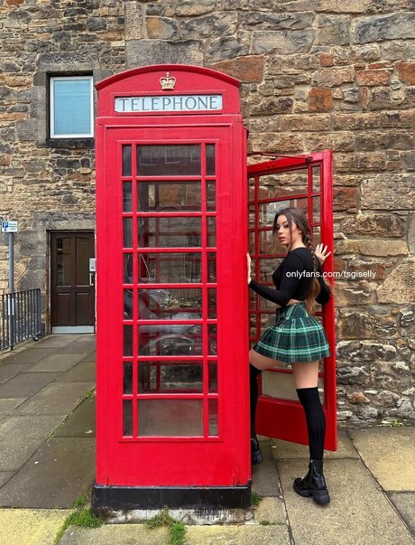 tsgiselly boobs onlyfans