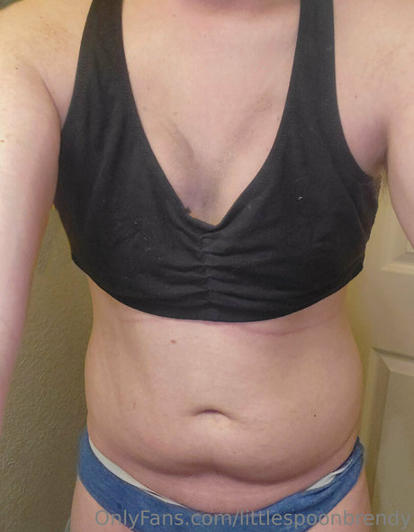 littlespoonbrendy nude leak onlyfans