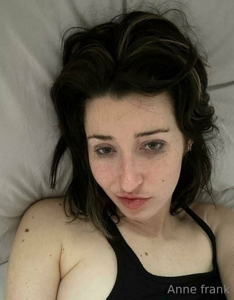 lil ann3frank onlyfans naked leaked