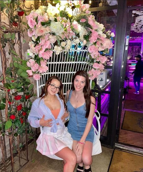 realhoneyhayes onlyfans xxx