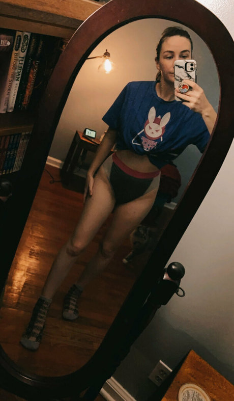 embertay onlyfans images