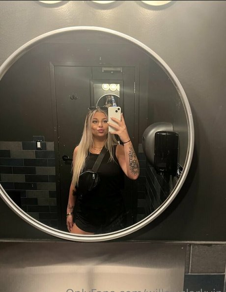 willowclarkvip on onlyfans