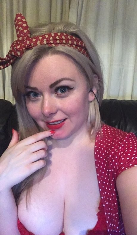 curvydanni onlyfans sextape