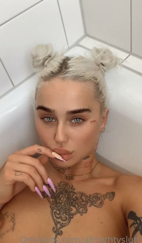 Amy Jacobsen only fans pics