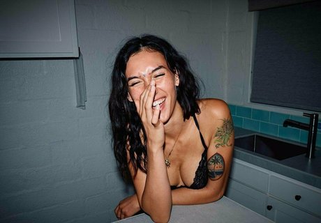 moreofscarlet leaked onlyfans nudes