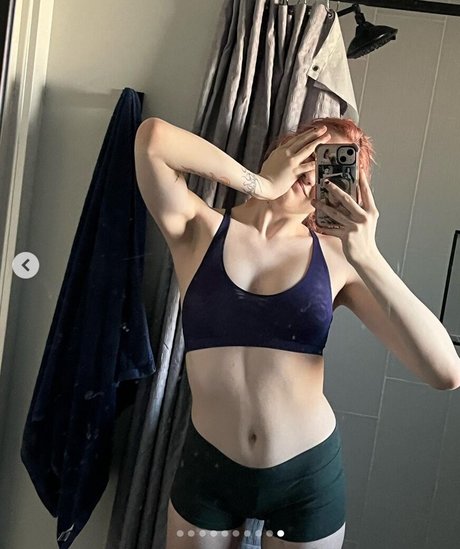 gray nudes only fans