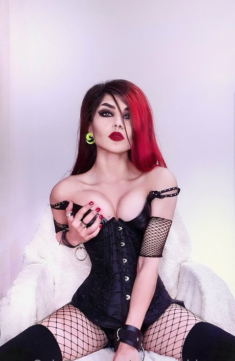 your goddess x Profile pic