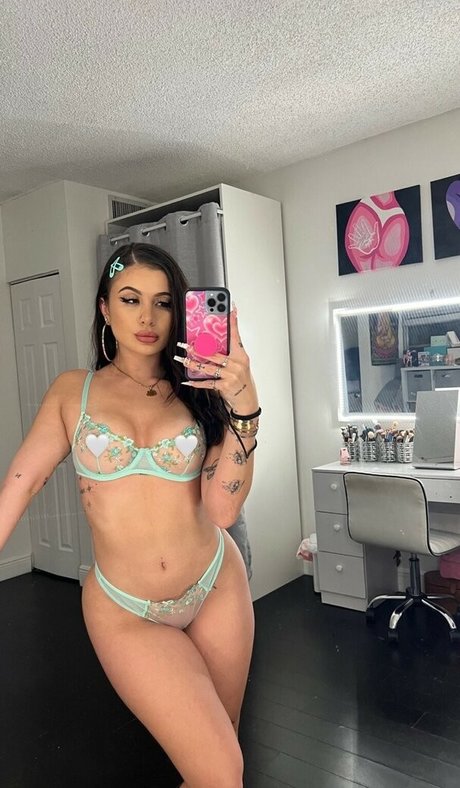 Onacasella onlyfans leaks