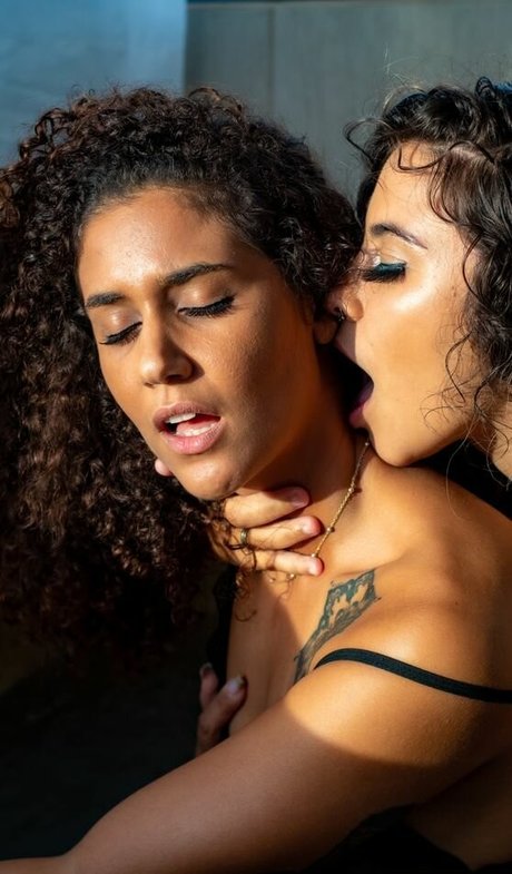 DJ Carolzinha leaked nudes onlyfans