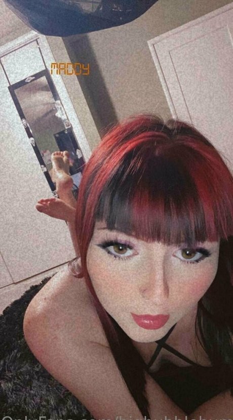 bigbubblebums1 feet onlyfans