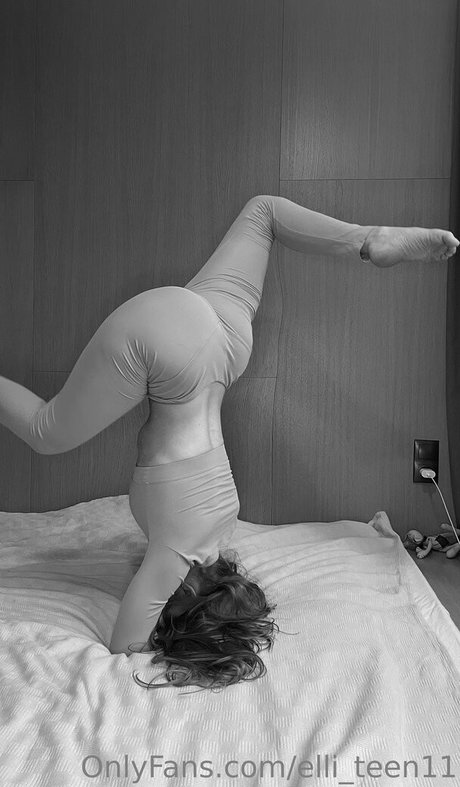 pretty elli tits onlyfans