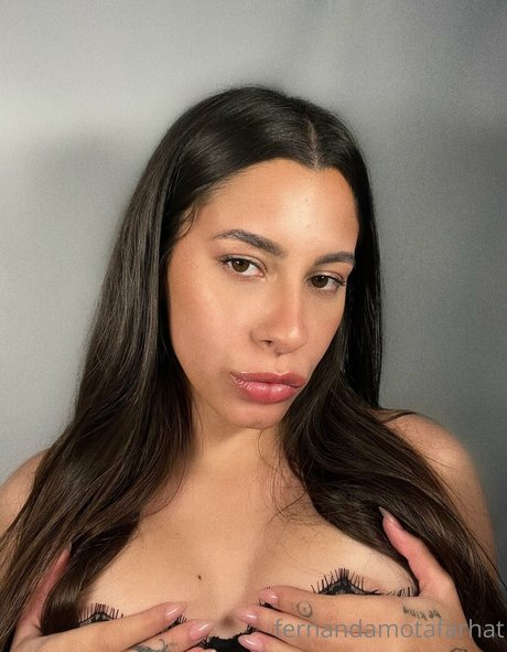 fernandamotafarhat onlyfans model photo