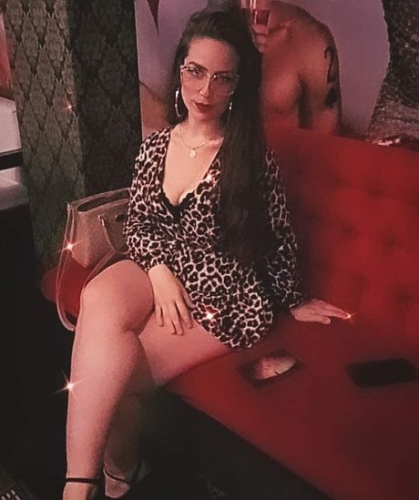 Poliana Steambeyker naked only fans