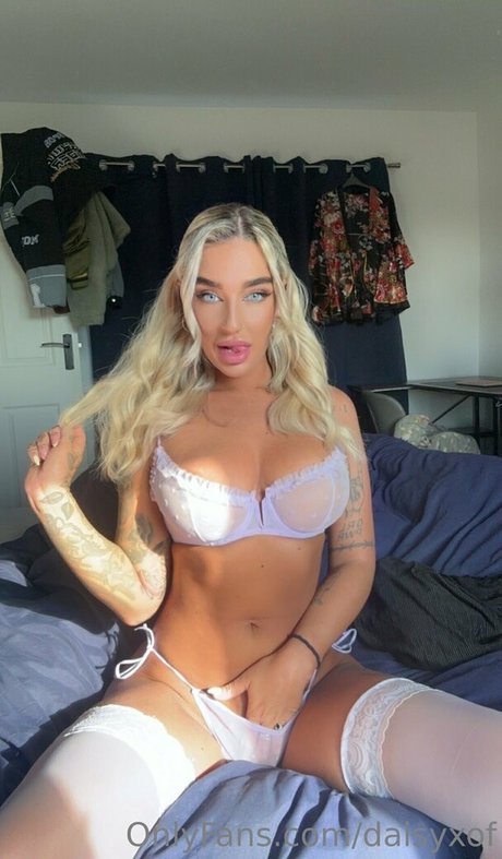 miaphilips onlyfans nude pics