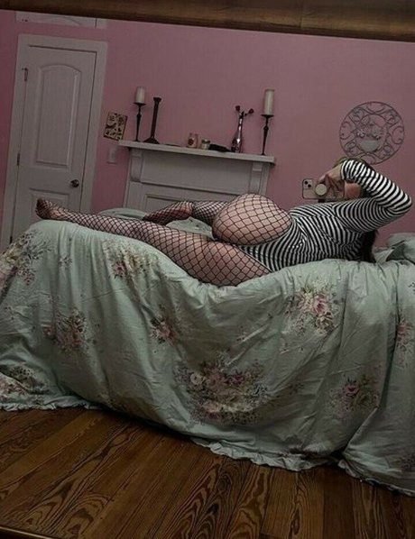 Milfdem0n hot onlyfans