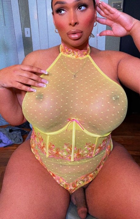 TSnatalee naked leaked onlyfans