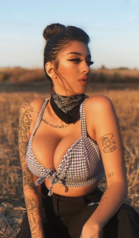 May Bakshi onlyfans sexy