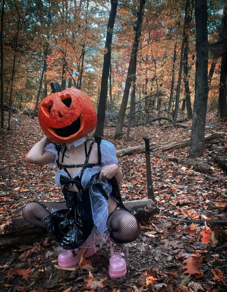 shegavemefree onlyfans pics