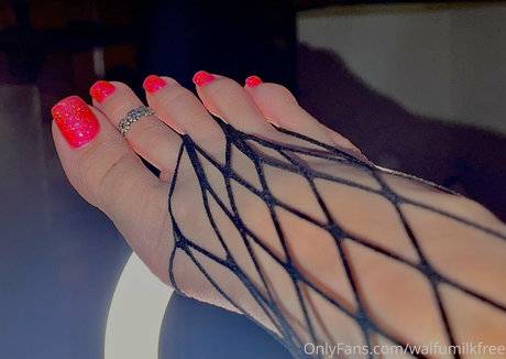 waifufeetmilkpaid new onlyfans