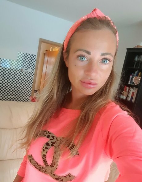 yourmonicaa only fans nudes