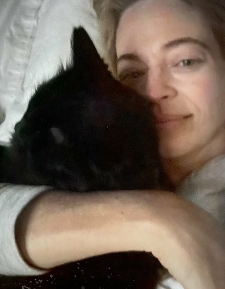 Jeri Ryan leaks only fans