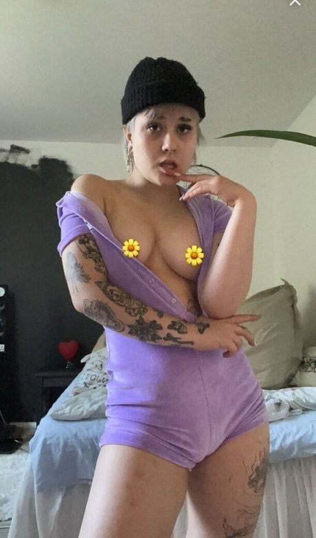 Eki102 onlyfans leams