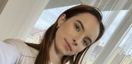 Loren Sun onlyfans naked leaks