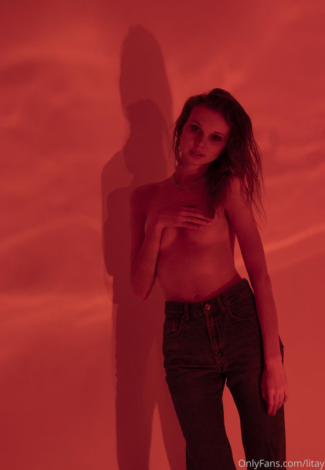 Lily Osadcha onlyfans model photo