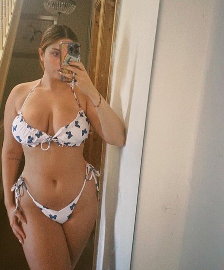 Lucia Ferrara onlyfans exposed