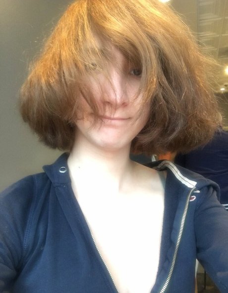 Cassie Brooks feet onlyfans