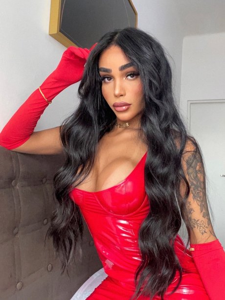 Bianca Mello desnuda onlyfans