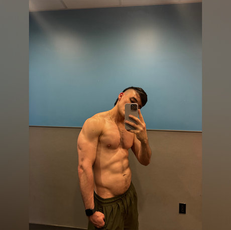 Dan Matters onlyfans nude tits